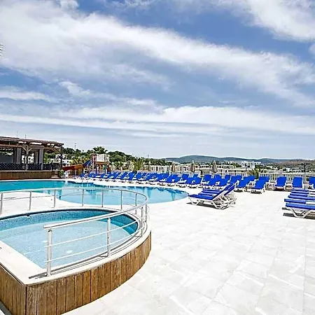 Smart Bodrum 호텔 검벳